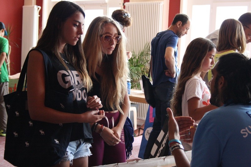 Village Camps International Summer Camp Leysin, Switzerland 2025-08-09 https://www.villagecamps.com/journals_admin/images/689-34-arrivals (16).jpg